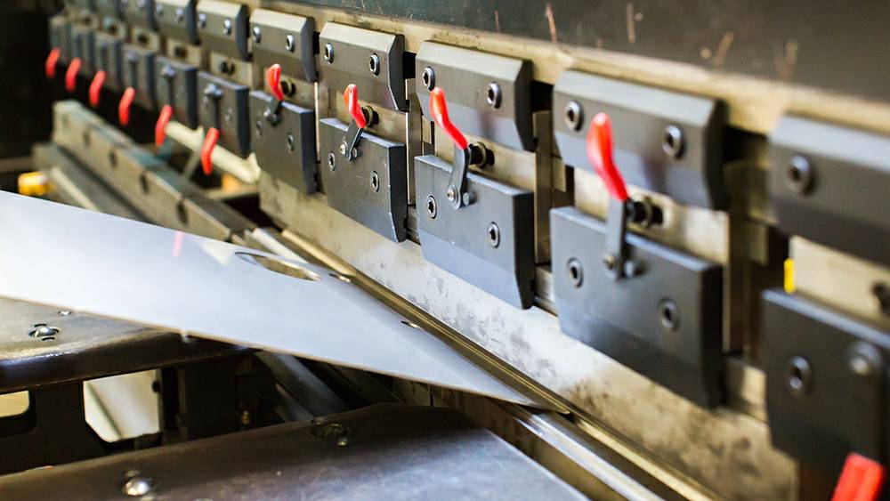 制作钣金加工项目都有哪些基础设备?-九游网站平台-九游online(中国) 制作钣金加工项目都有哪些基础设备?-九游网站平台-九游online(中国)